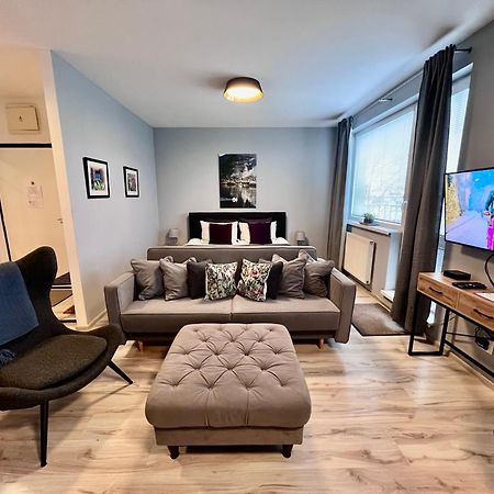 Bl - The Executive Suite, Boru - 24Hr Self Check-In, Free Private Parking, Balcony With Mountain View, 5 Minute Walk To City Center Банска-Бистрица Экстерьер фото